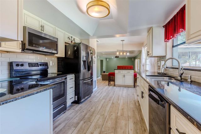 1704 ORANGE HILL WAY, Brandon, FL 33510