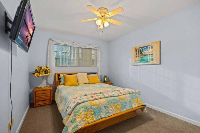 3913 Peacock Ln, Modesto, CA 95356