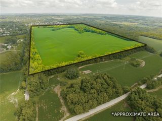 301 & 401 N Jones Road, Independence, MO 64056