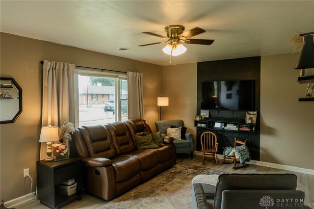 632 Greenhurst Drive, Vandalia, OH 45377