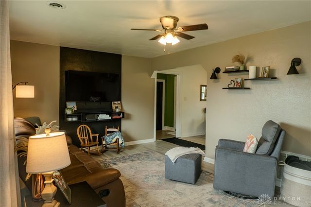 632 Greenhurst Drive, Vandalia, OH 45377