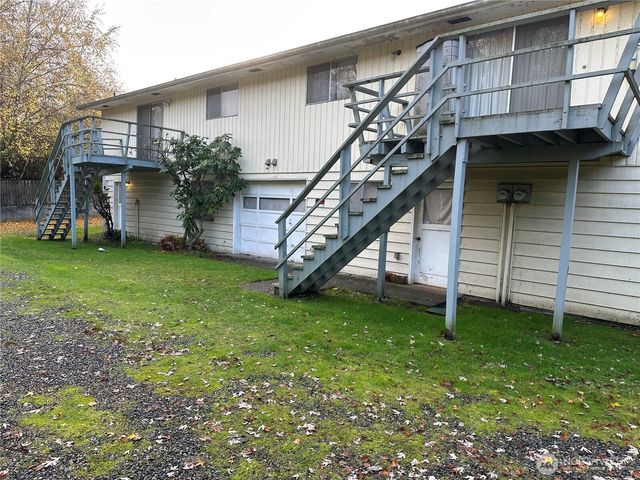12325 VALLEY AVE E, Puyallup, WA 98390