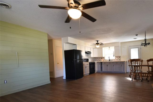 2810 NE 24TH AVENUE, Ocala, FL 34470