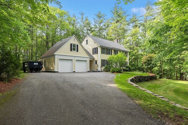135 South Row Road, Townsend, MA 01469