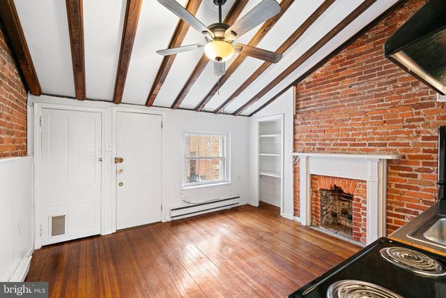 320 S JUNIPER ST, Philadelphia, PA 19107