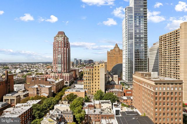 320 S JUNIPER ST, Philadelphia, PA 19107