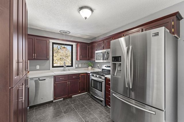 6789 401st Street, North Branch, MN 55056