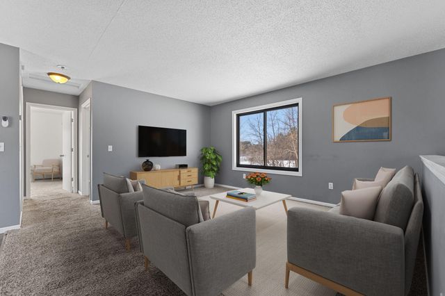 6789 401st Street, North Branch, MN 55056