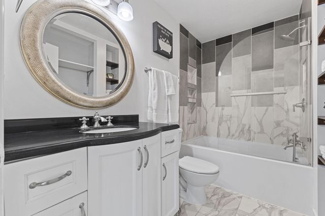 6789 401st Street, North Branch, MN 55056