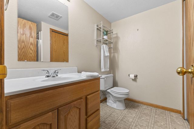 6789 401st Street, North Branch, MN 55056