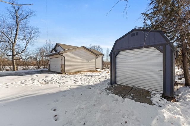 6789 401st Street, North Branch, MN 55056