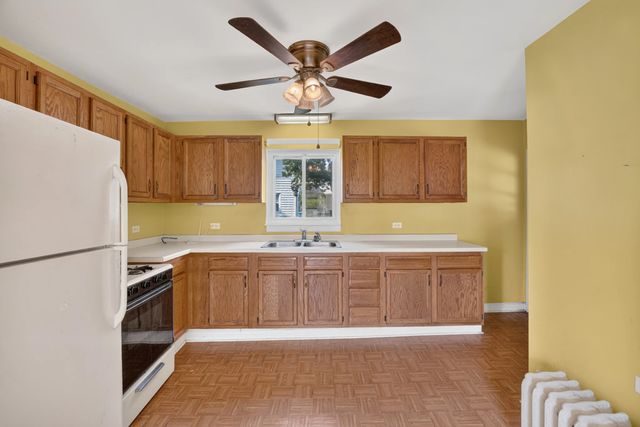 14329 S Beacon Avenue, Orland Park, IL 60462