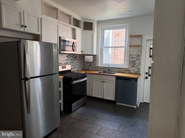 1925 N MYRTLEWOOD ST, Philadelphia, PA 19121