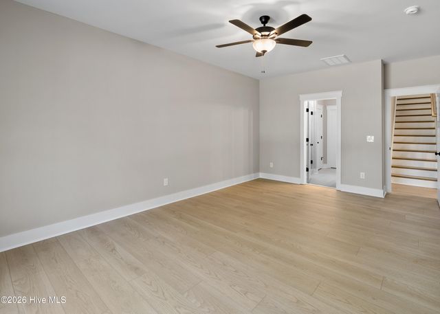 161 Twining Rose Lane, Holly Ridge, NC 28445