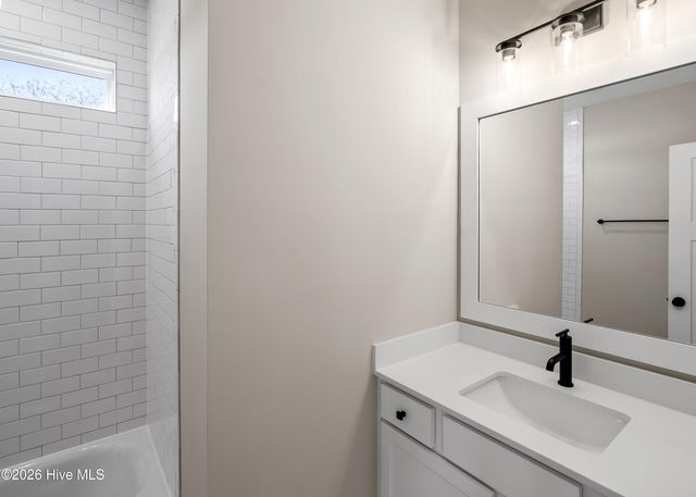 161 Twining Rose Lane, Holly Ridge, NC 28445