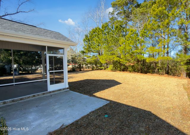 161 Twining Rose Lane, Holly Ridge, NC 28445