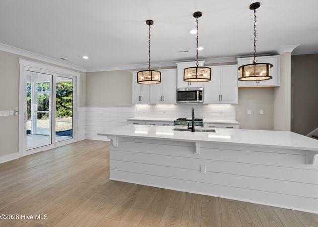 161 Twining Rose Lane, Holly Ridge, NC 28445