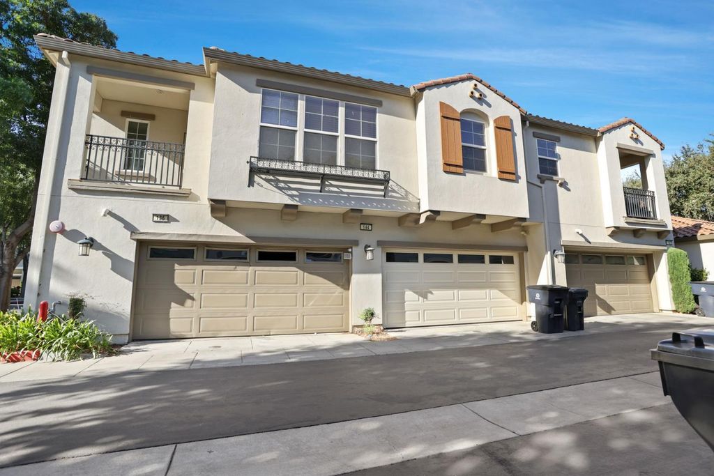 136 W Saltillo Ln, Mountain House, CA 95391