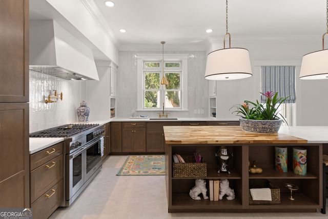 50 Frederica Oaks Lane, St. Simons, GA 31522