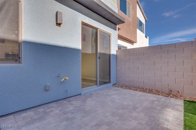 4341 Sunburst Spring Avenue, Las Vegas, NV 89141