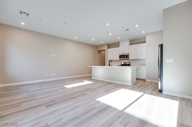 4341 Sunburst Spring Avenue, Las Vegas, NV 89141