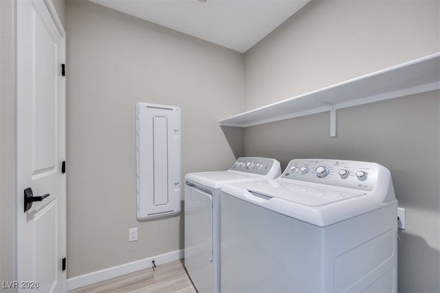 4341 Sunburst Spring Avenue, Las Vegas, NV 89141