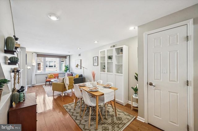 1913 S ISEMINGER ST, Philadelphia, PA 19148