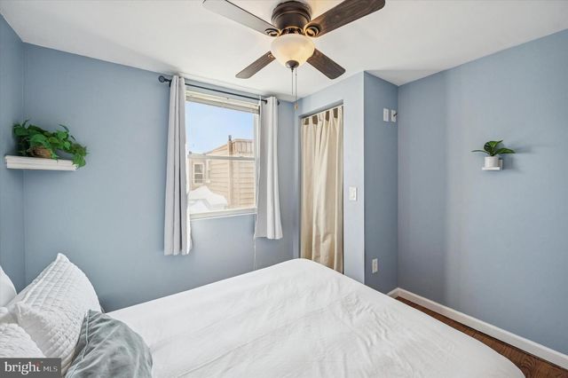 1913 S ISEMINGER ST, Philadelphia, PA 19148