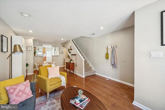 1913 S ISEMINGER ST, Philadelphia, PA 19148