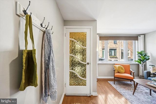 1913 S ISEMINGER ST, Philadelphia, PA 19148