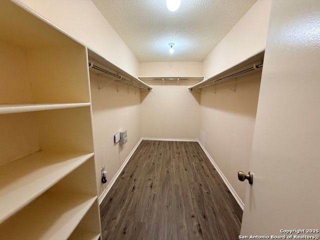 9011 Via Hermosa, San Antonio, TX 78245