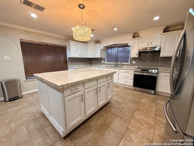 9011 Via Hermosa, San Antonio, TX 78245