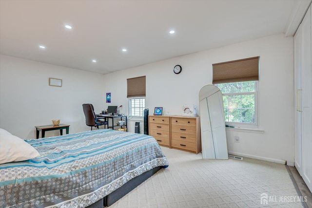 1602 Deerfield Drive, Edison, NJ 08820