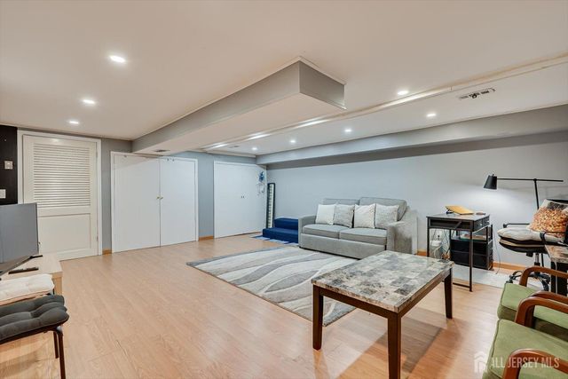 1602 Deerfield Drive, Edison, NJ 08820