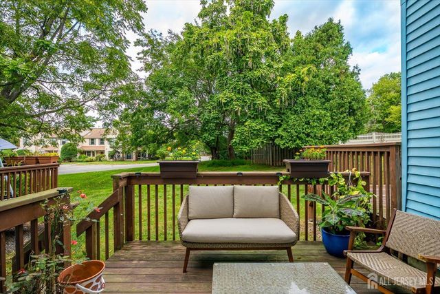 1602 Deerfield Drive, Edison, NJ 08820