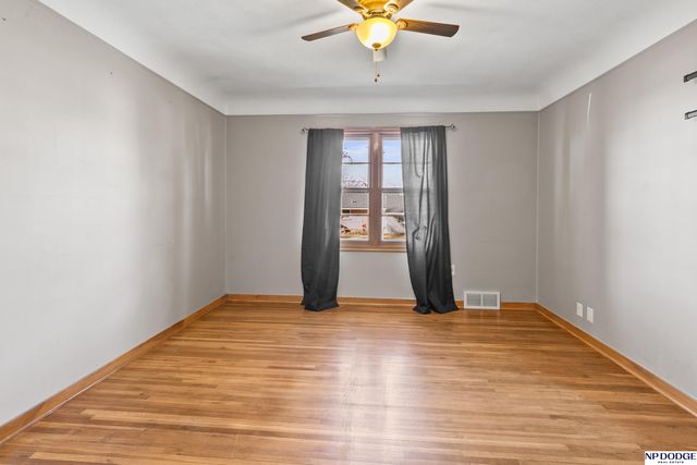 3503 S 44th Avenue, Omaha, NE 68105