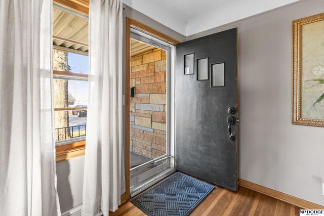 3503 S 44th Avenue, Omaha, NE 68105