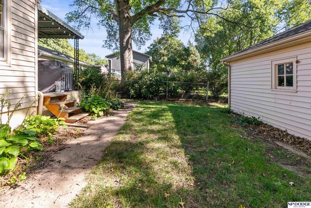 3503 S 44th Avenue, Omaha, NE 68105