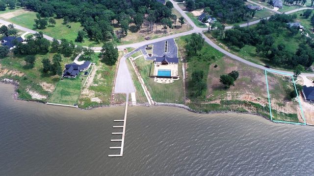 551 Shoreline Drive, Mabank, TX 75143