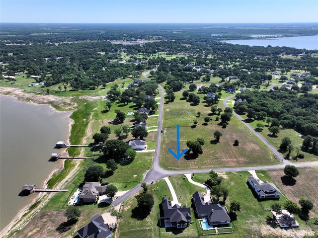 551 Shoreline Drive, Mabank, TX 75143