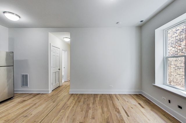 815 S Carpenter Street 3R, Chicago, IL 60607