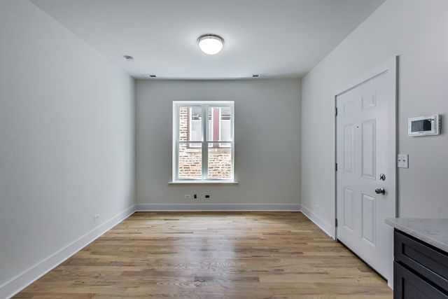 815 S Carpenter Street 3R, Chicago, IL 60607