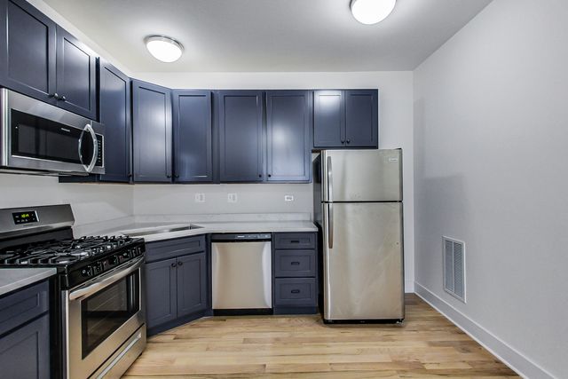815 S Carpenter Street 3R, Chicago, IL 60607