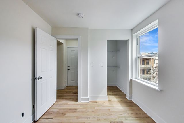 815 S Carpenter Street 3R, Chicago, IL 60607