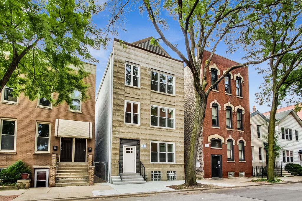 815 S Carpenter Street 3R, Chicago, IL 60607