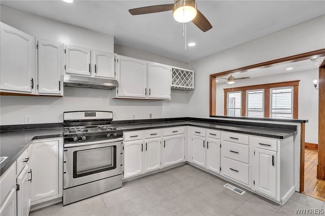 91 Saint Johns Parkside Street, Buffalo, NY 14210