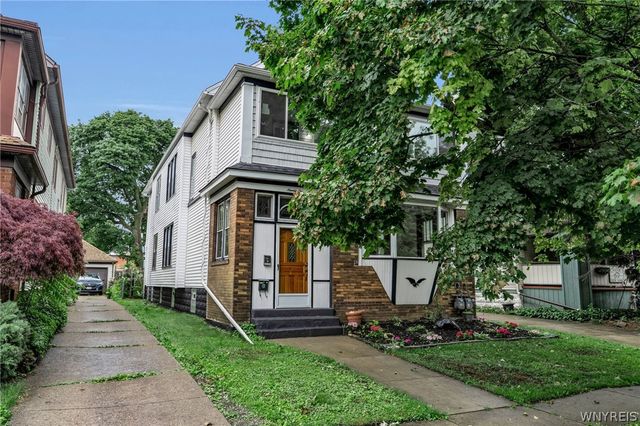 91 Saint Johns Parkside Street, Buffalo, NY 14210