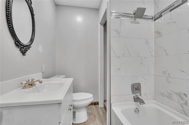 91 Saint Johns Parkside Street, Buffalo, NY 14210
