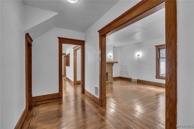 91 Saint Johns Parkside Street, Buffalo, NY 14210
