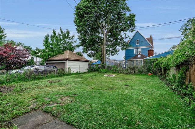 91 Saint Johns Parkside Street, Buffalo, NY 14210